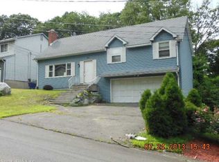22 Kenneth Cir, Waterbury, CT 06710
