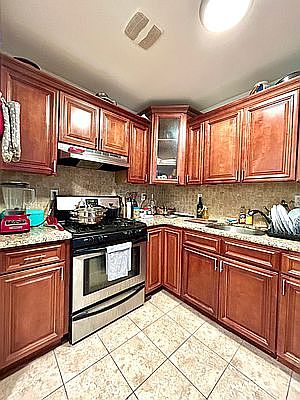 2nd image of 234 Hawthorne St #1A