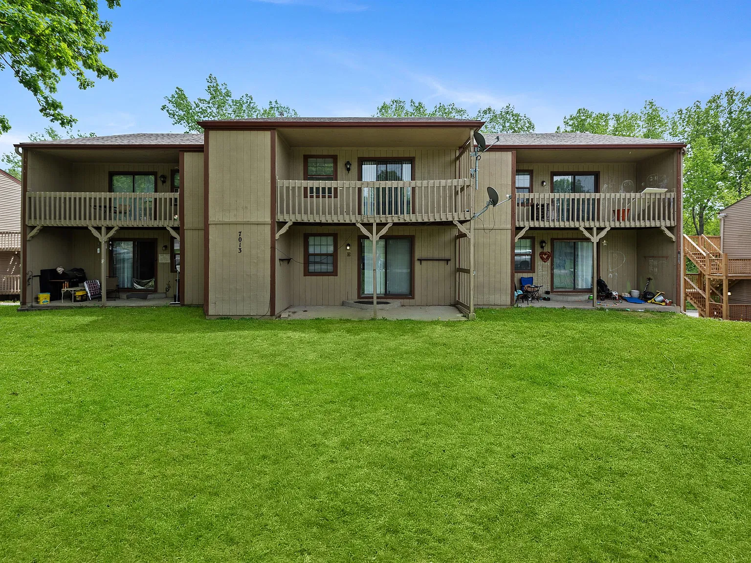 Tall Oaks - KC - Bricktown - 7105-... — Photo 4