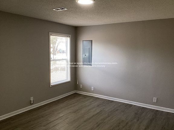 4th image of 3021 N 32nd St