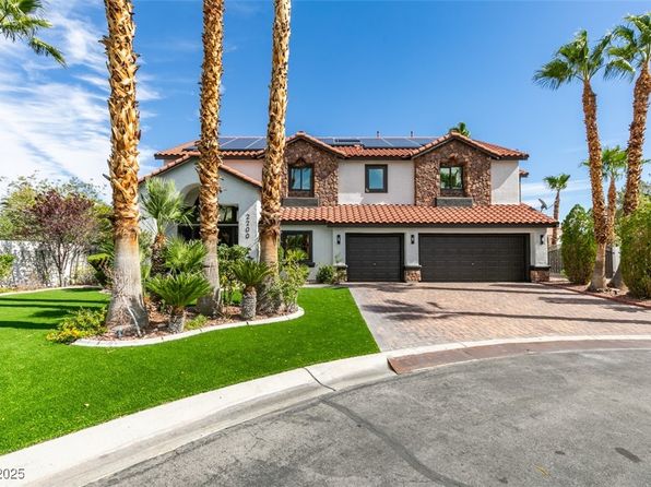 2200 Paseo Ct, Las Vegas, NV 89117