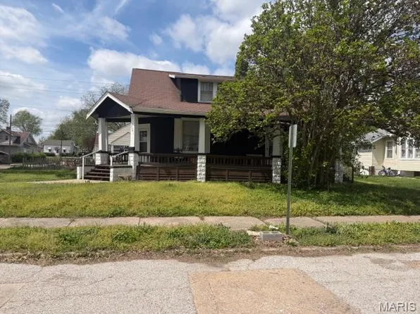 1301 N Charles St, Belleville, IL 62221