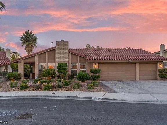 2nd image of 1540 Silandro Dr
