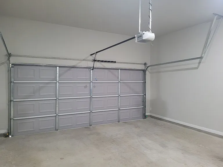 320 Caleb Ct — Photo 23