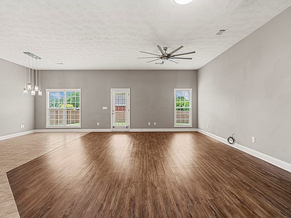 3rd image of 84 Lee Road 2140