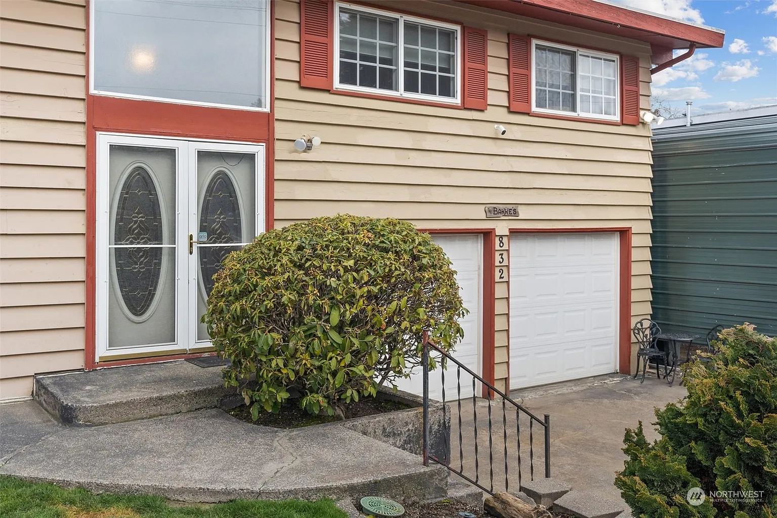 832 S 116th Street photo 1