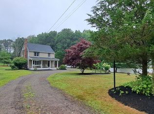 135 Circuit St, Hanover, MA 02339