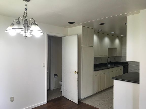 2nd image of 27 147th Ave SE #3