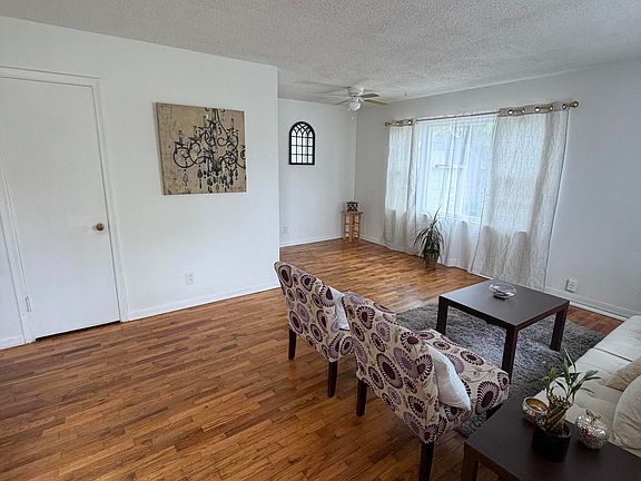 4th image of 3605 W Holmes Rd