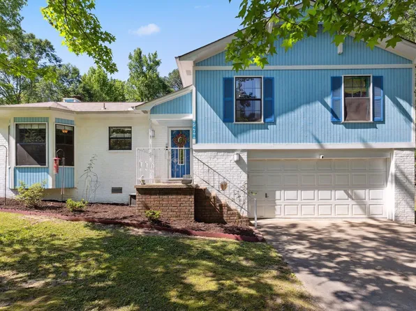 7408 Pinewood Dr, Mabelvale, AR 72103