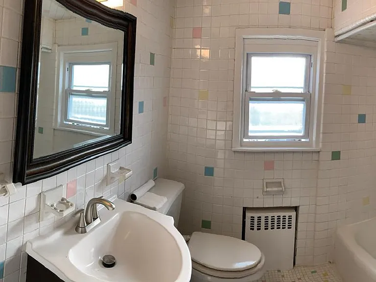 535 Main St #2 — Photo 4