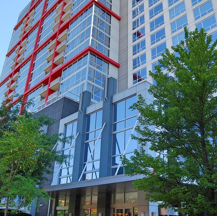 1st image of 1841 S Calumet Ave #Gu158