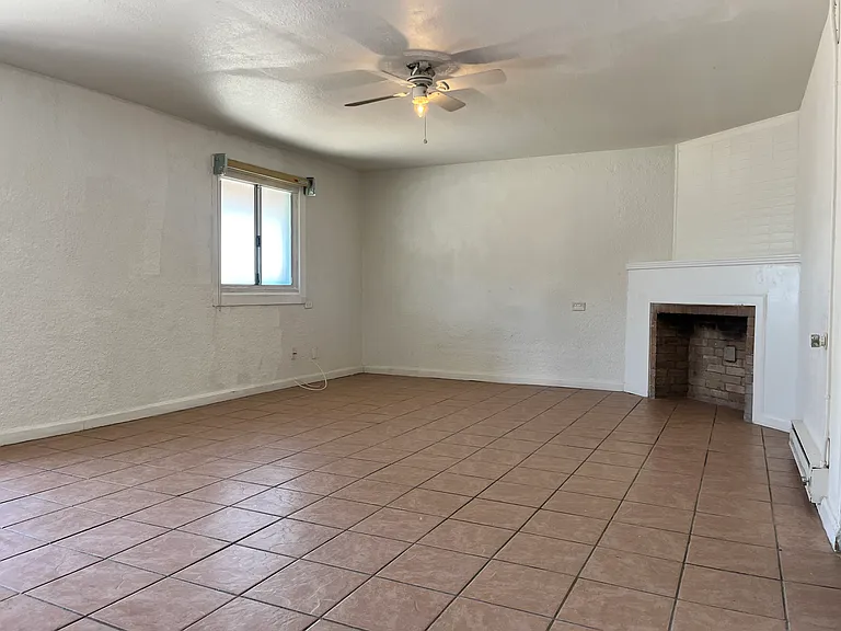 115 E Alturas St #3 — Photo 4