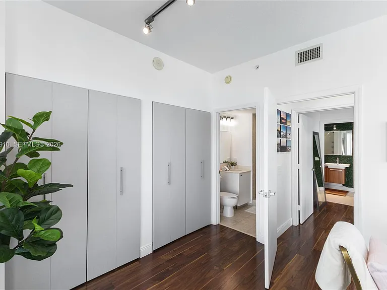 60 SW 13th St #4613 — Photo 18