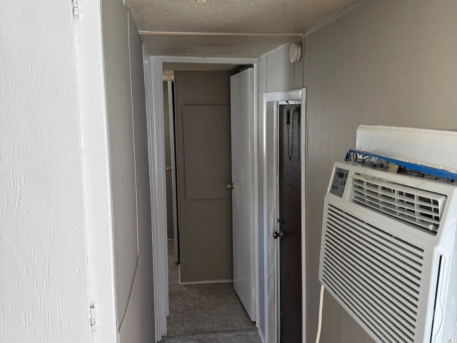 2 bed, $800 — Photo 4