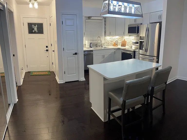 712 Branniff Dr — Photo 2