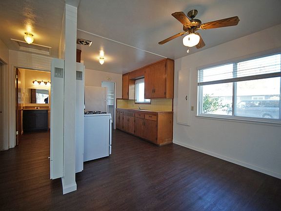 4th image of 3305 Edison Ave #3305