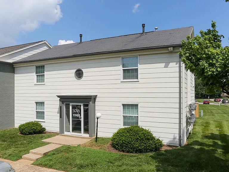 Leasing Office entrance
