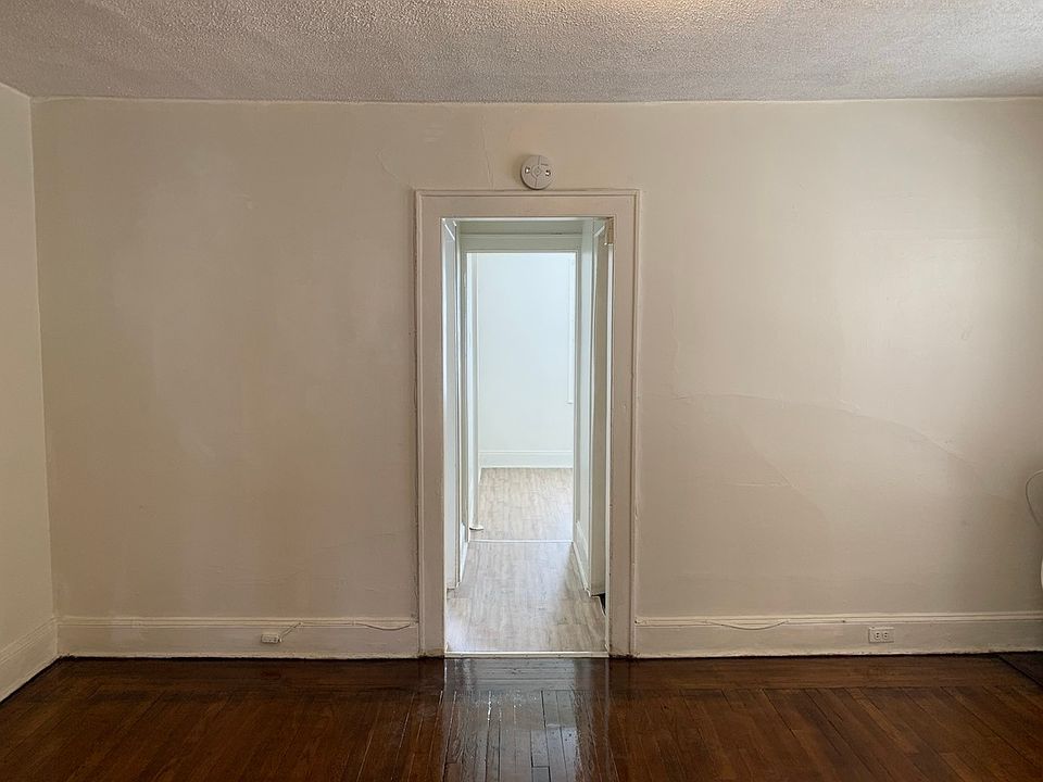 1st image of 21-12 28th Ave #1