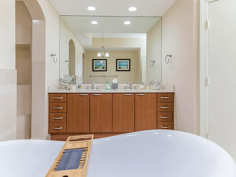 701 SE 21st Ave #204 — Photo 30