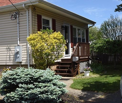 2nd image of 78 Munsey Ave