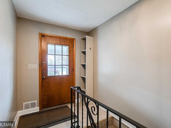 4th image of 13614 Grand Ave S