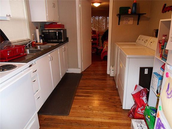 3rd image of 1334 Litel St
