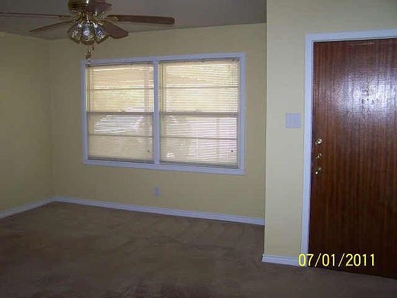 3rd image of 1638 Bel Air Dr