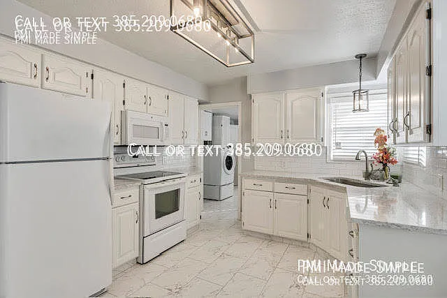 $250 off 1st Month! Beautiful Country Home in Layton! — Photo 4