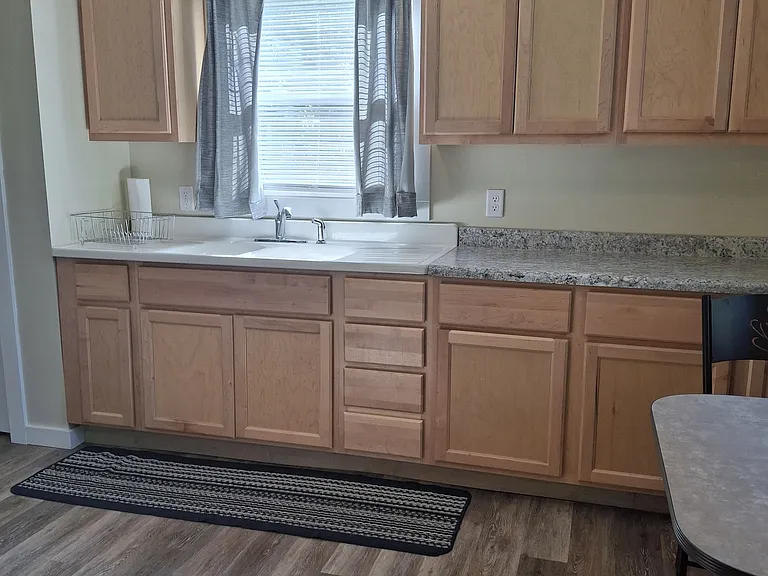 265 James St #3 — Photo 18