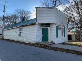 100 Lance St, McMinnville, TN 37110
