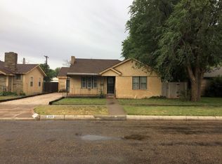 220 NE Alpine Dr, Plainview, TX 79072