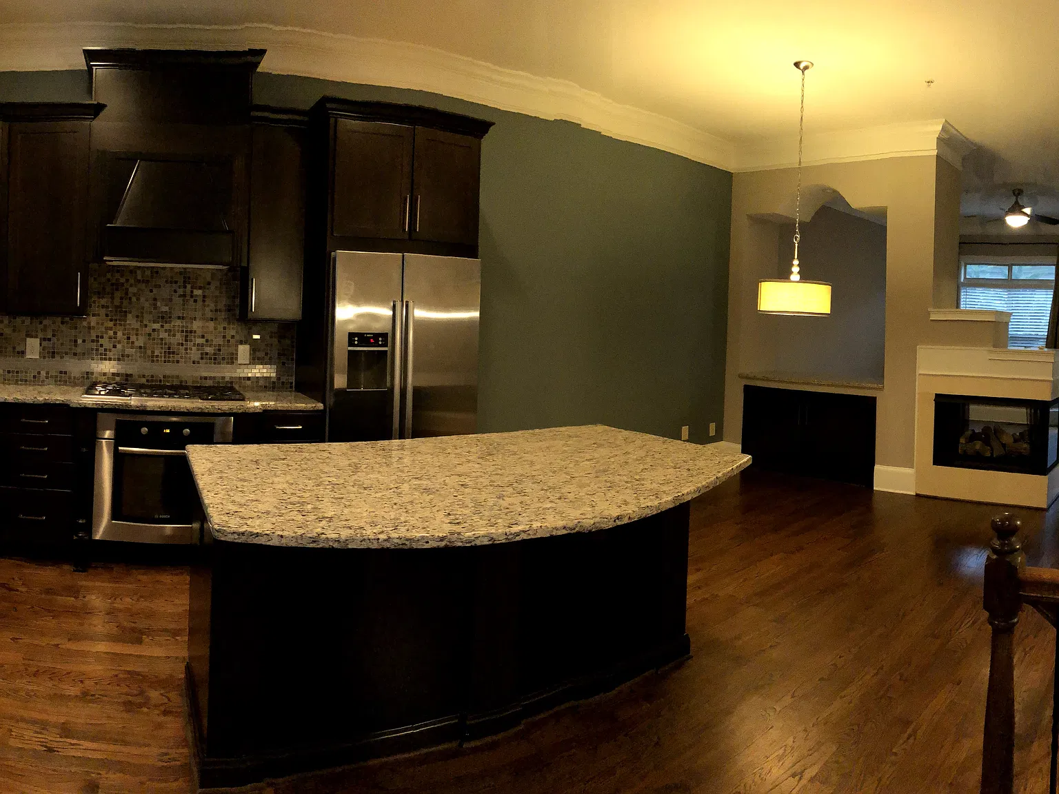 3 bed, 2.5 bath, 2048 sqft, $3,100 — Photo 4