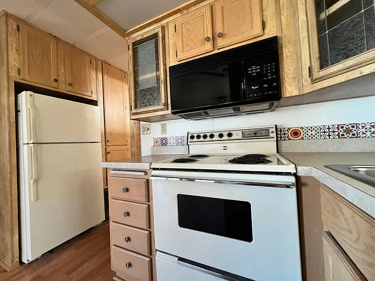 8241 Cottontail Ln — Photo 11