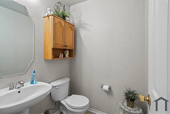10202 Bent Tree Dr — Photo 6