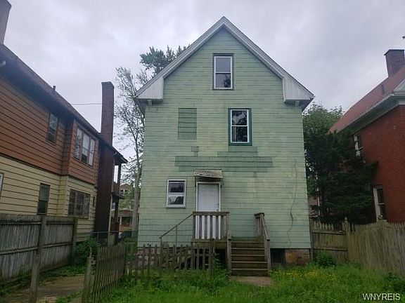 4th image of 1858 Willow Ave