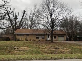 2447 Depauw Rd, Indianapolis, IN 46227