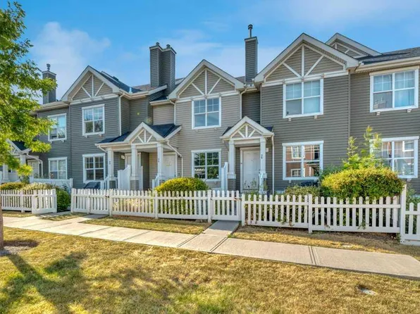 80 S Elgin Gdns SE, Calgary, AB T2Z 4T4