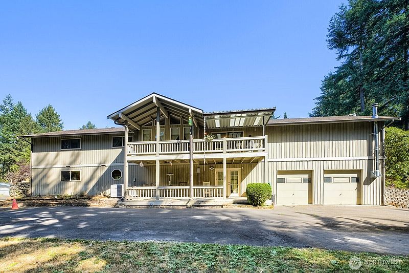 3rd image of 16108 43rd Street E