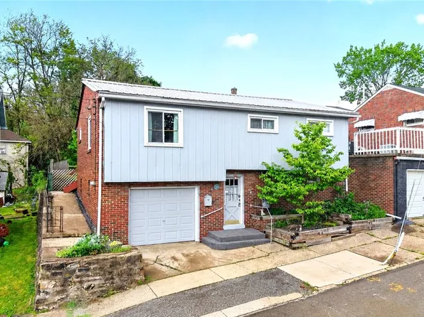 705 14th St, New Brighton, PA 15066