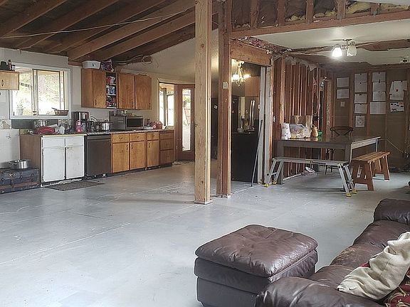 5th image of 35040 Northernwood Dr