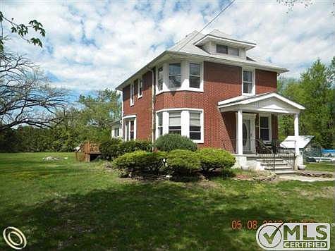 Lotz - Front Angle.jpg