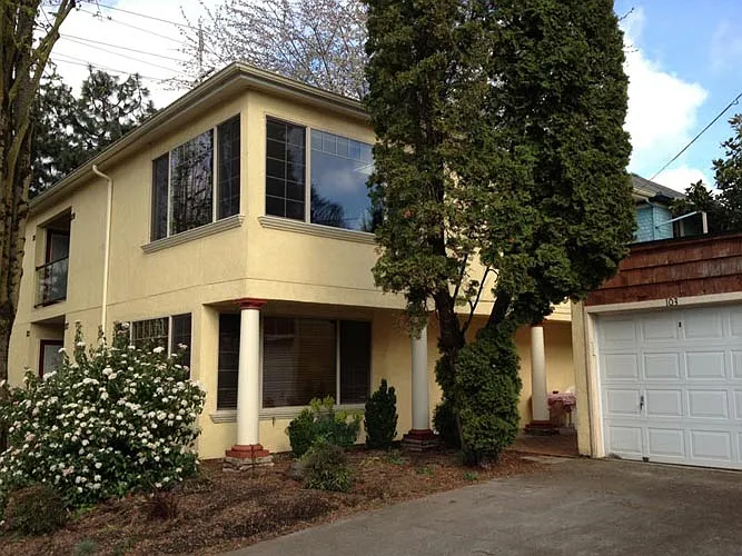 109 NE Tillamook St photo 1