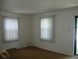 4th image of 1777 Hanover St