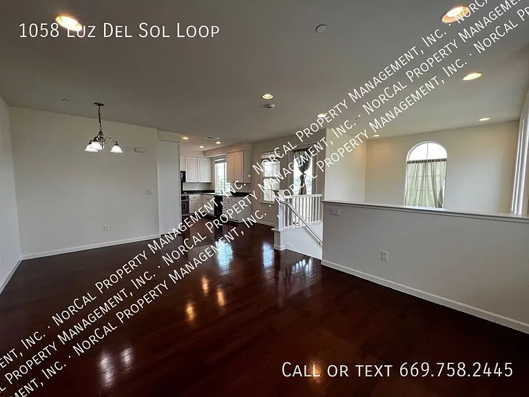 1058 Luz Del Sol Loop — Photo 8