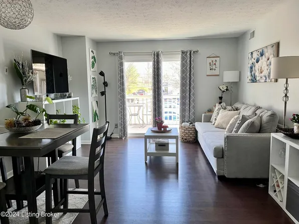 1935 Gardiner Ln APT E80, Louisville, KY 40205