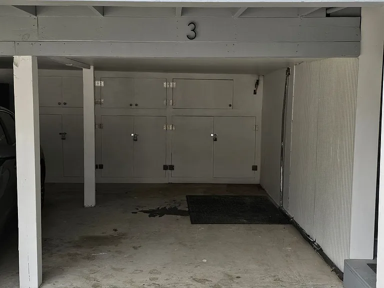 Units in this building have covered parking.