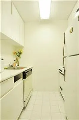 Rented by RELO REDAC INC. | media 12