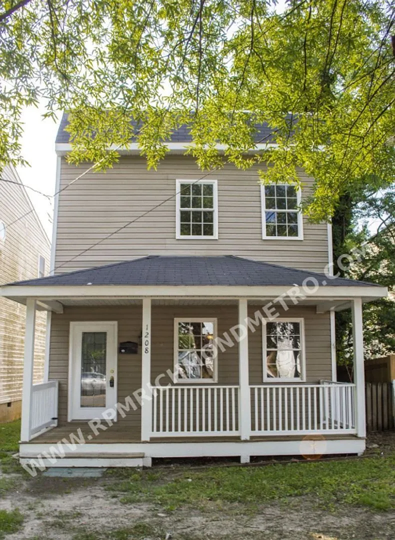 3 bed, 2.5 bath, 1672 sqft, $2,310 — Photo 1