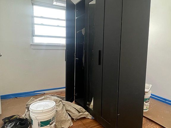2nd image of 1461 Ohm Ave #1